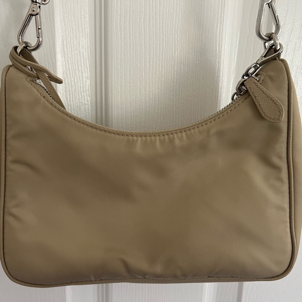 Prada 2005 Re-Edition Re-Nylon Bag - Picture 5 of 16